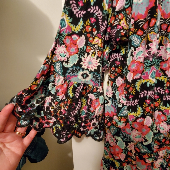 Long Floral Top - Picture 3 of 4